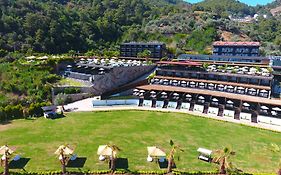 Manas Park Hotel Oludeniz